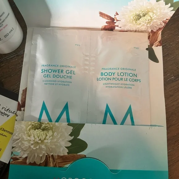 A Spa Day special with 19 pieces from different brands we love. Skincare